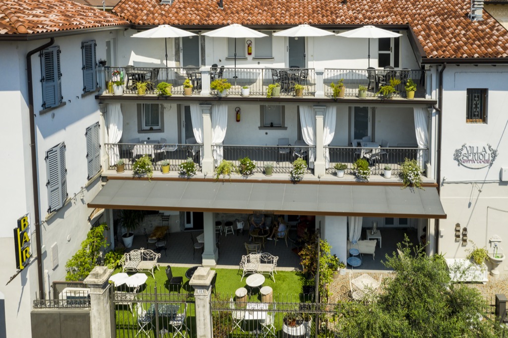 villa-serioli-casa-vacanze-marone-gallery-esterni-22